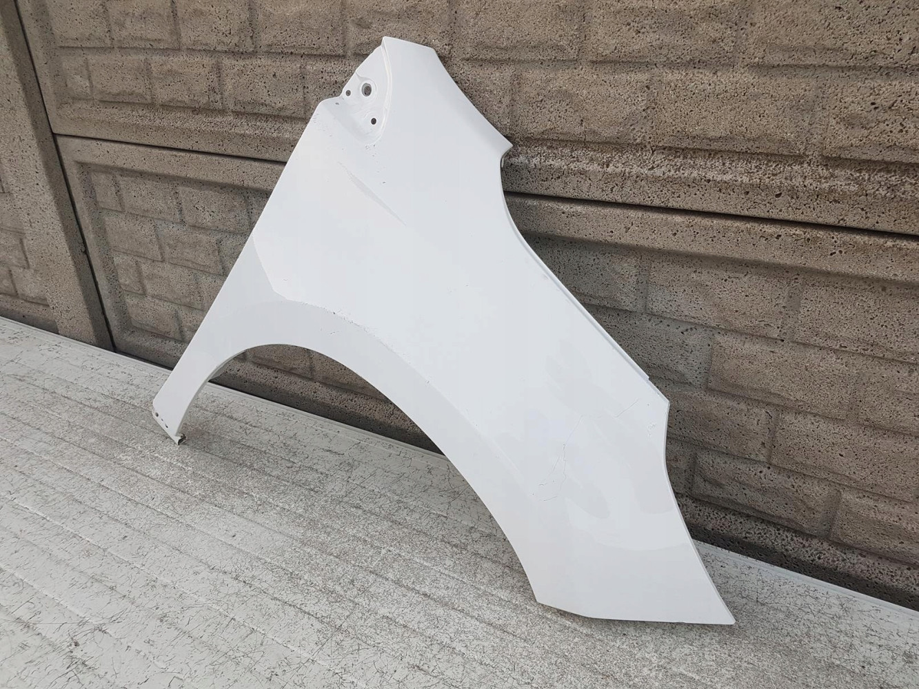 PEUGEOT 2008 14-18 BŁOTNIK PRZEDNI PRAWY - (11988637285)