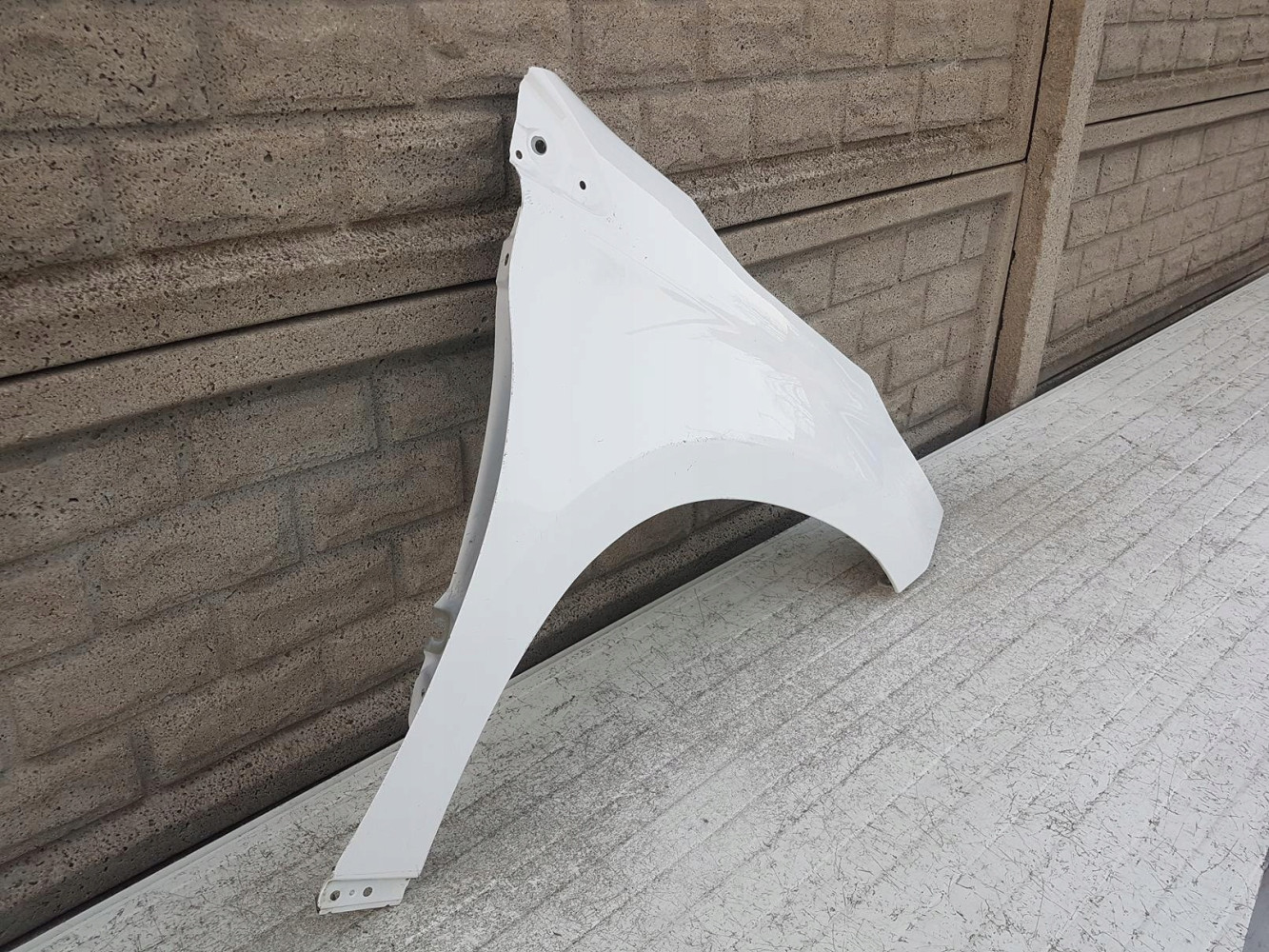 PEUGEOT 2008 14-18 BŁOTNIK PRZEDNI PRAWY - (11988637285)