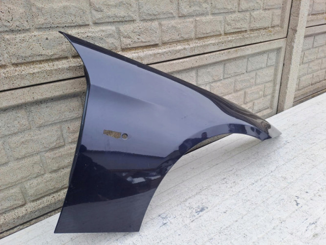 BMW 3 E90 E91 2004 - 2012 BŁOTNIK PRZEDNI PRAWY - (16690814183)