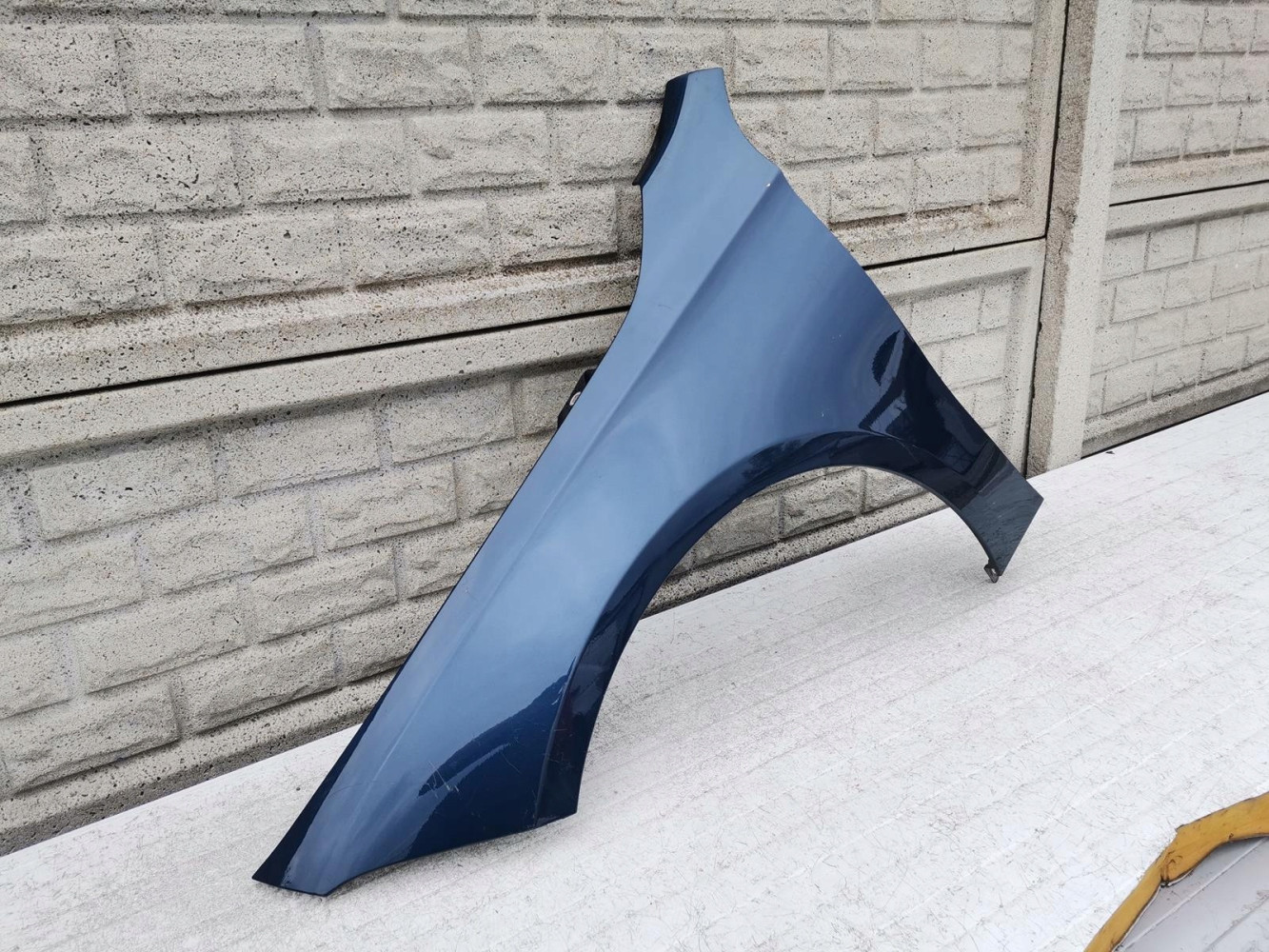 MERCEDES A KLASA W177 W 177 BŁOTNIK PRZEDNI LEWY - (12136152443)
