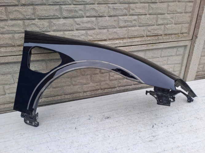 PORSCHE TAYCAN 9J1 9 J BŁOTNIK PRZEDNI PRAWY - (16696713666)