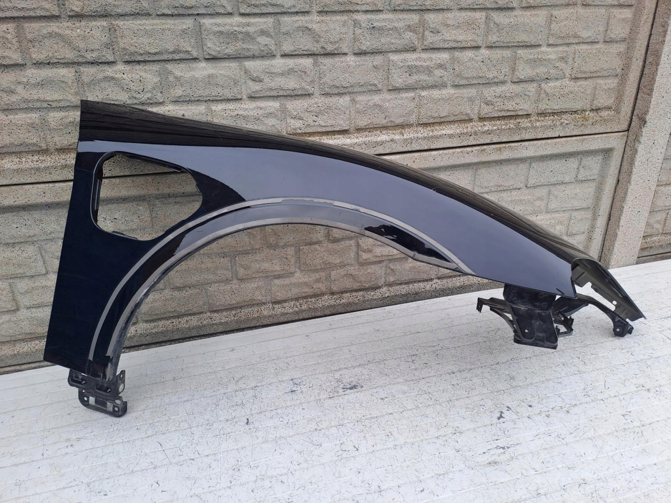 PORSCHE TAYCAN 9J1 9 J BŁOTNIK PRZEDNI PRAWY - (16696713666)