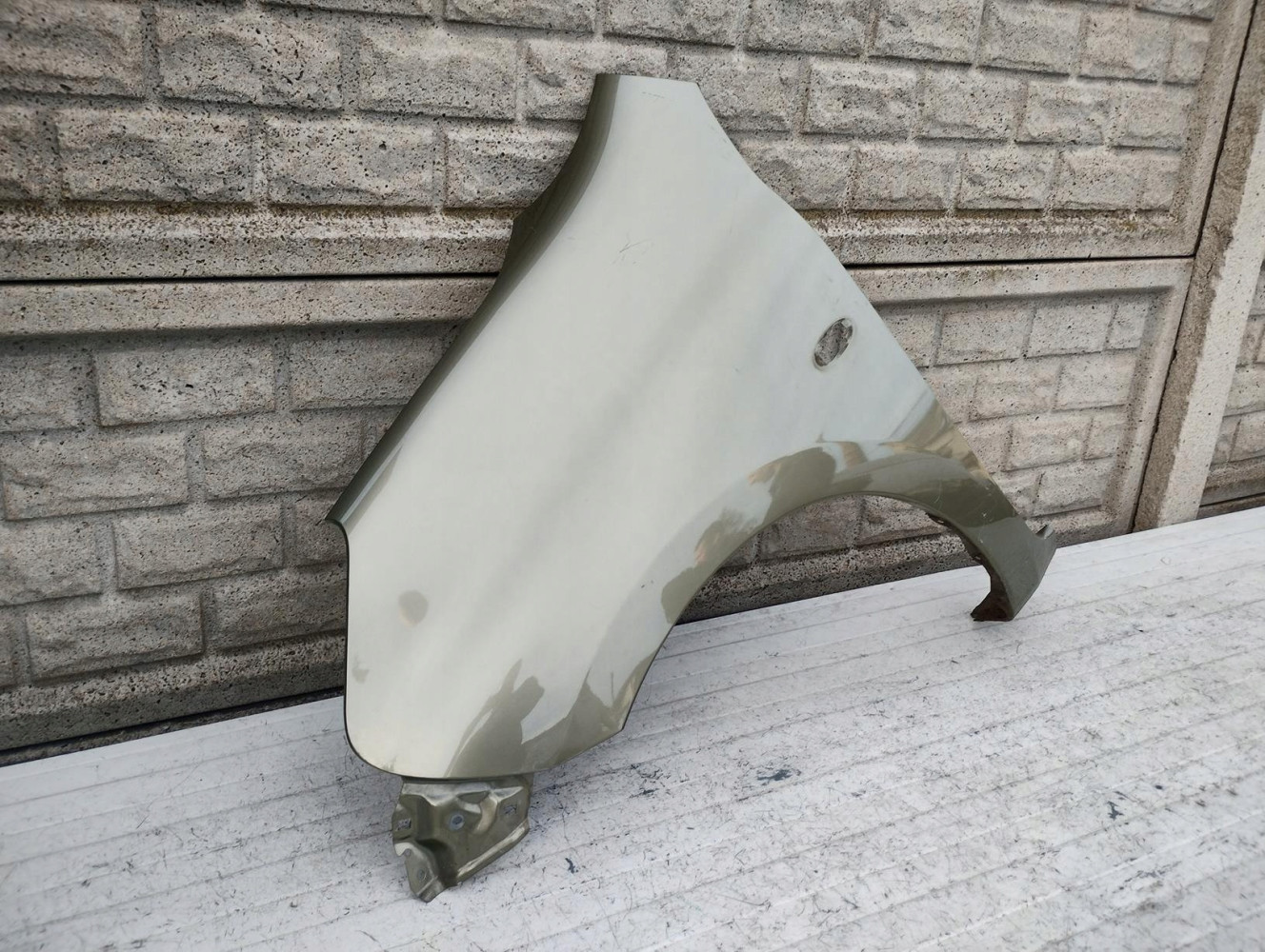 NISSAN MICRA K13 LIFT 13-18 BŁOTNIK PRZEDNI LEWY - (16730238381)