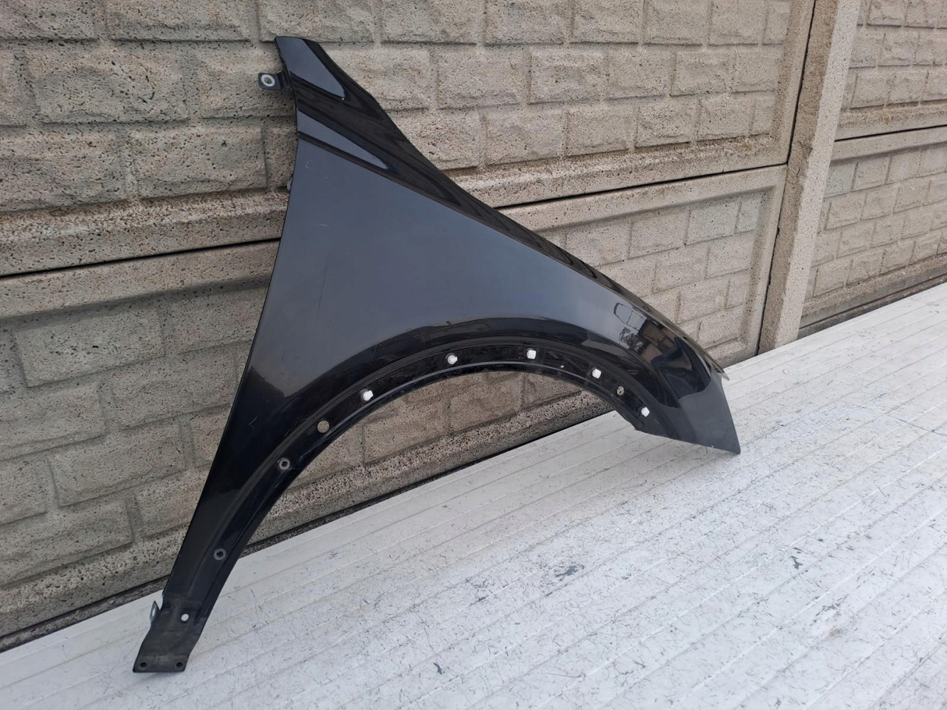 AUDI Q3 8U0 2011-2018 BŁOTNIK PRZEDNI PRAWY - (16737104871)