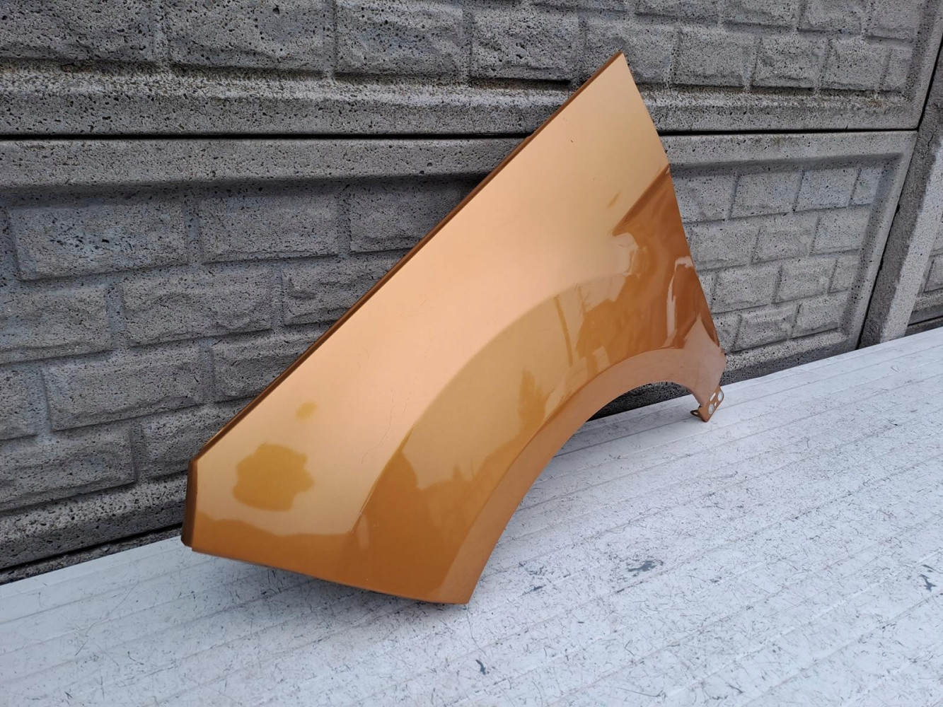 FORD ECOSPORT 12-22 BŁOTNIK PRZEDNI LEWY - (16743508223)