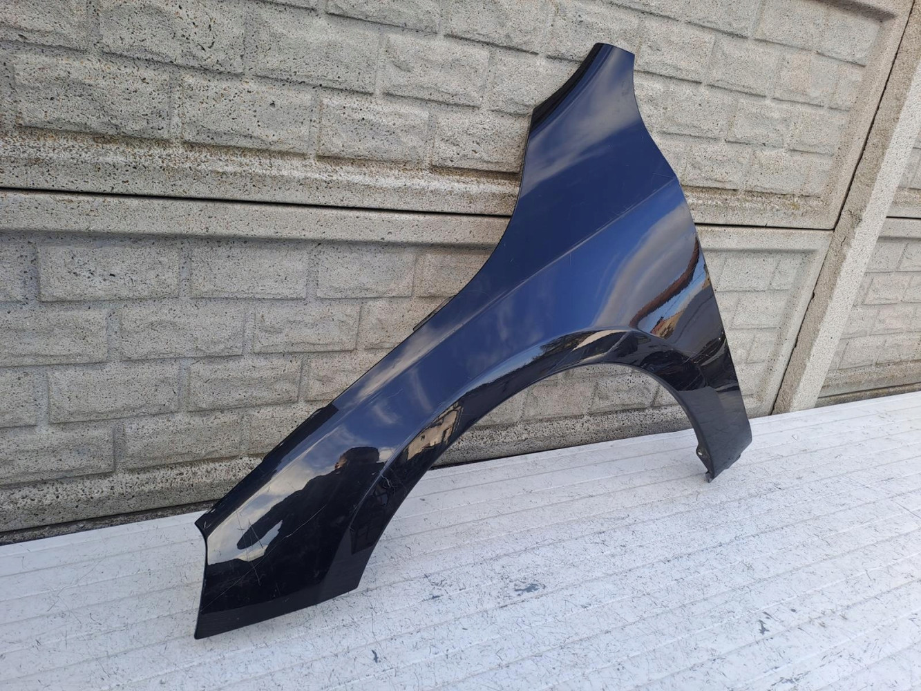 VOLVO S60 V60 LIFT 13-19 BŁOTNIK PRZEDNI LEWY - (16743727083)