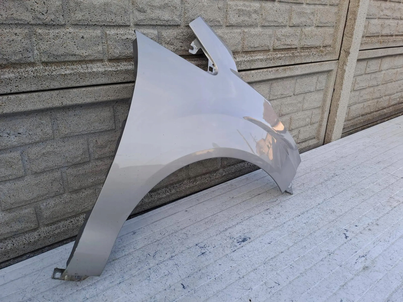 BŁOTNIK PRZEDNI PRAWY FORD B-MAX 12-20 - (16778194456)