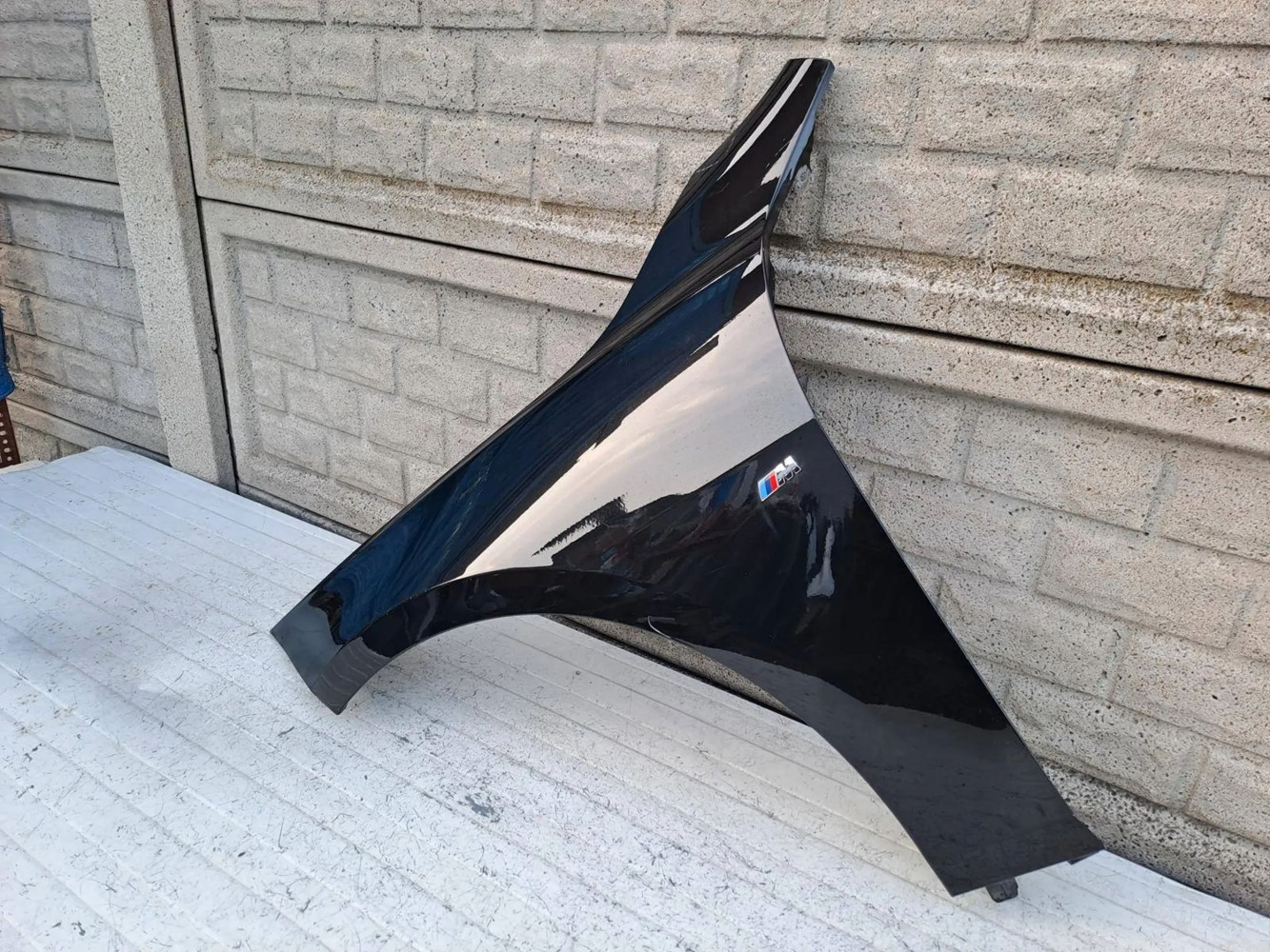 BŁOTNIK PRZEDNI LEWY BMW 1 I F40 F 40 - (16778257945)