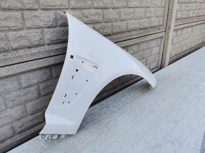 JAGUAR XF LIFT 2011-2015 BŁOTNIK PRZEDNI PRAWY - (12152565365)