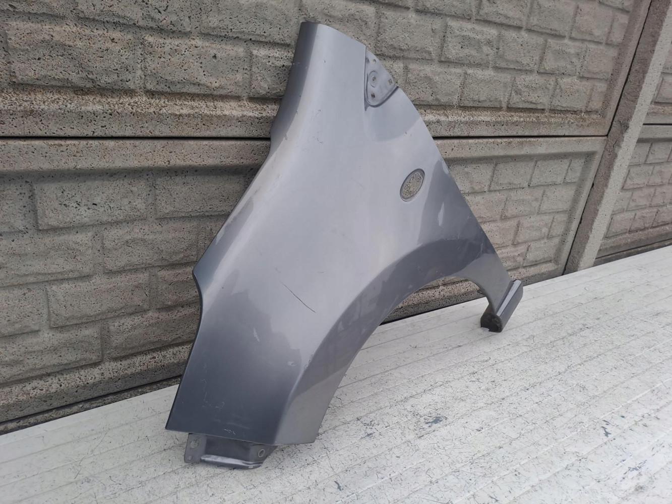 NISSAN PIXO SUZUKI ALTO BŁOTNIK LEWY PRZEDNI - (16779133833)