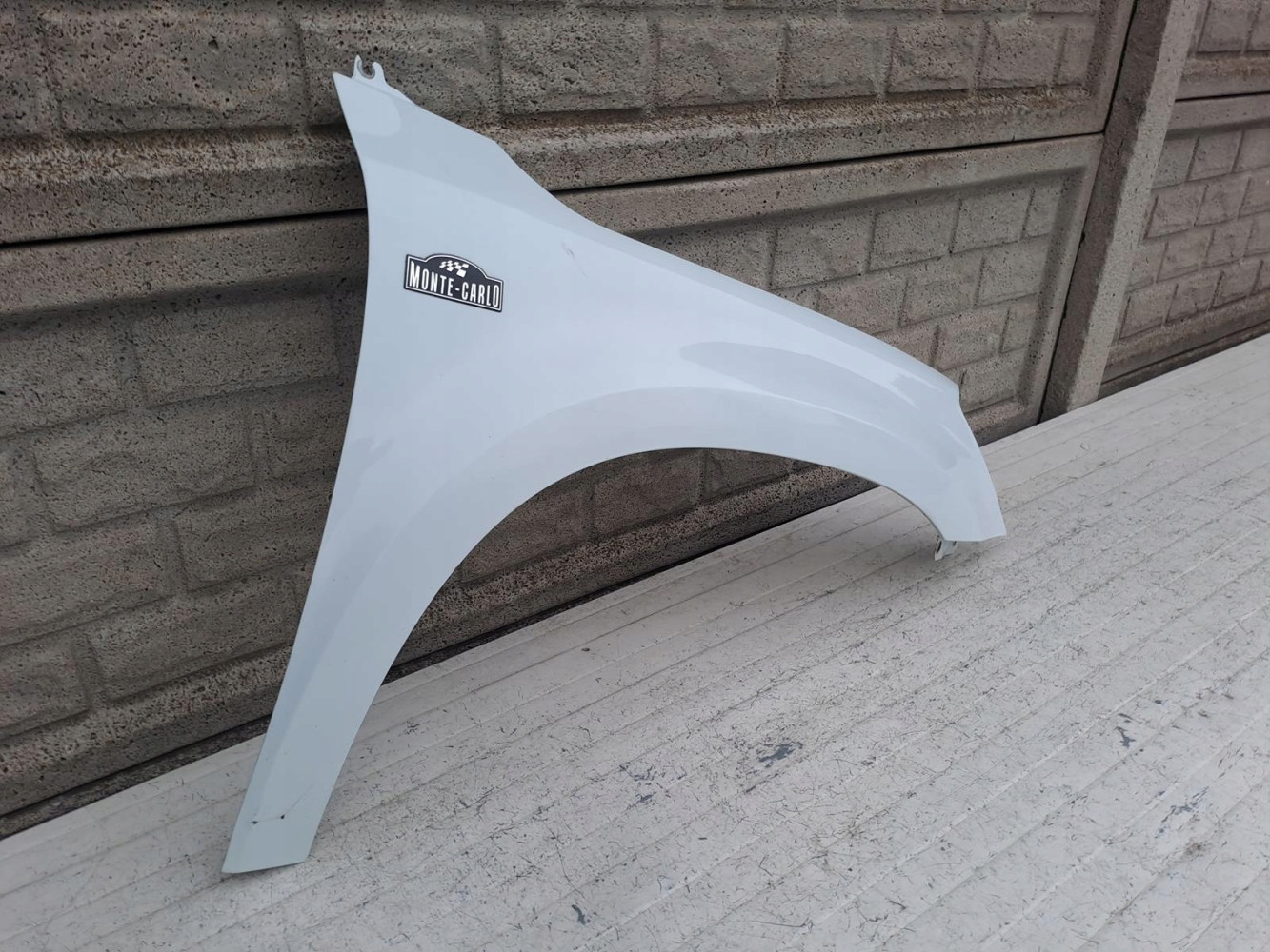 BŁOTNIK PRZEDNI PRAWY SKODA YETI LIFT 13-18 - (16797438177)