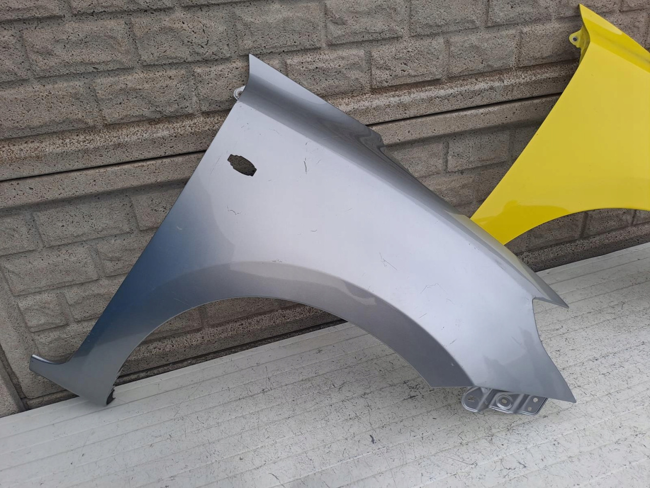 SUZUKI SWIFT MK8 17 -24 BŁOTNIK PRZEDNI PRAWY - (16803002978)
