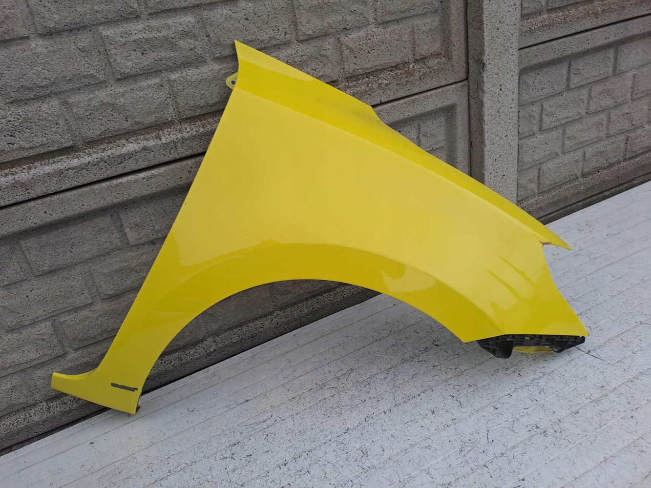 SUZUKI SWIFT MK8 17 -24 BŁOTNIK PRZEDNI PRAWY - (16803002978)