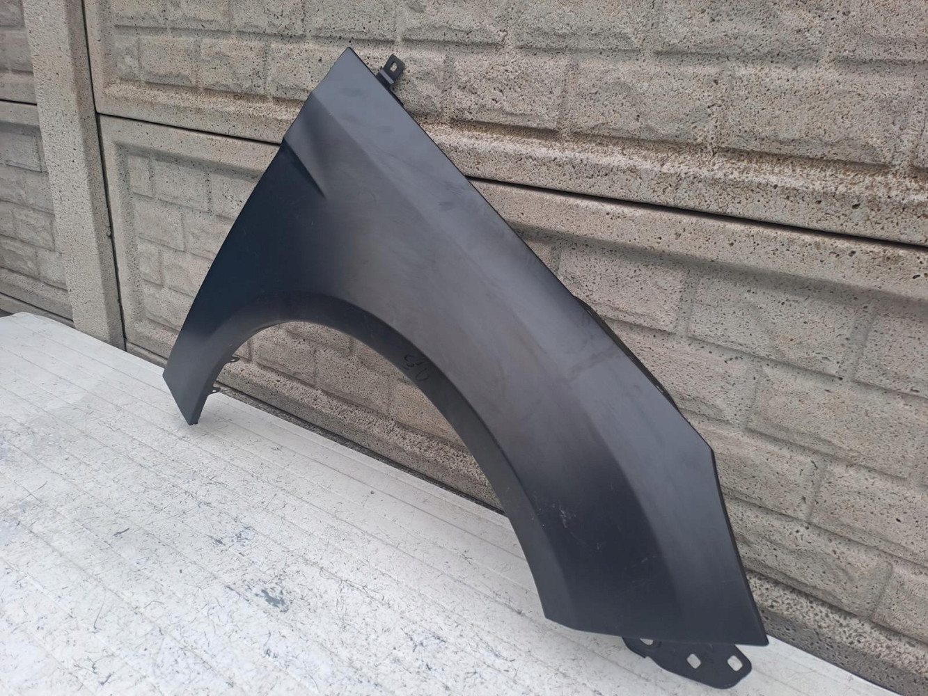 FORD FOCUS MK3 11-18 BŁOTNIK PRZEDNI PRAWY - (16808731104)
