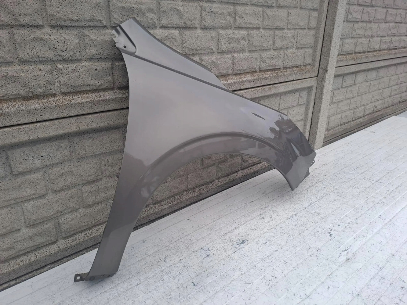 BŁOTNIK PRAWY PRZEDNI SUBARU FORESTER 13-19 - (16808881367)