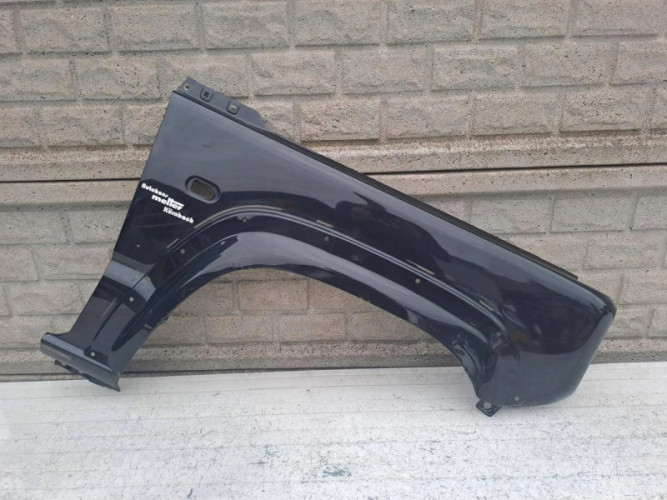 BŁOTNIK PRAWY PRZEDNI SUZUKI JIMNY 18-24 - (16808923667)