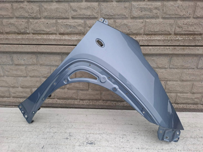 BŁOTNIK PRAWY PRZEDNI TOYOTA AYGO X 22-24 - (16809237837)