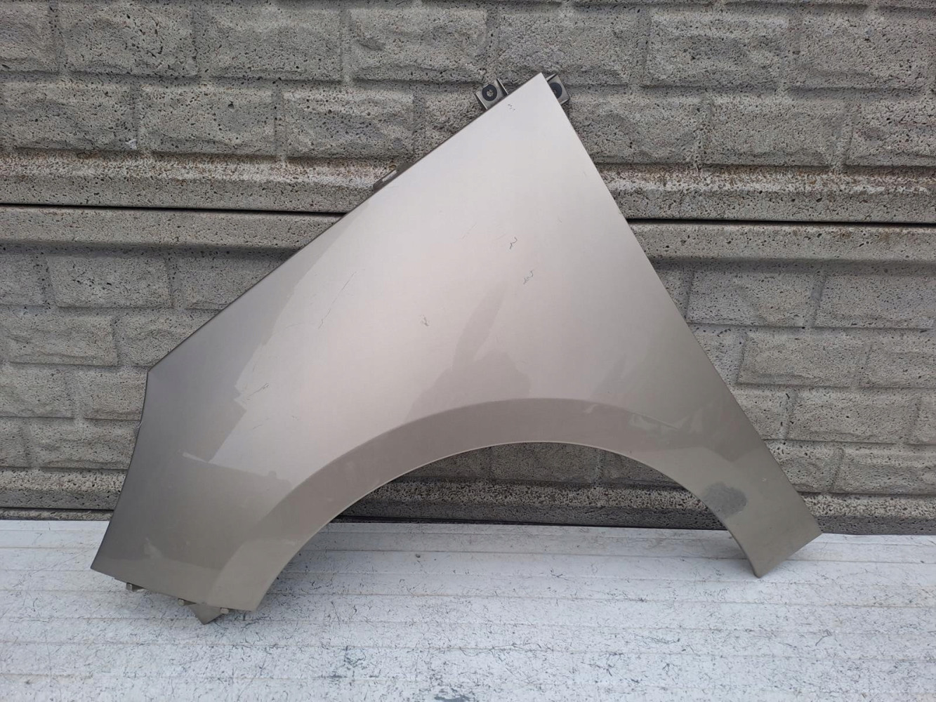 RENAULT SCENIC 3 III LIFT BŁOTNIK PRZEDNI LEWY - (16820923702)
