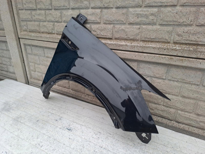 FORD KUGA MK1 1 I 08-13 BŁOTNIK PRZEDNI PRAWY - (16847096815)