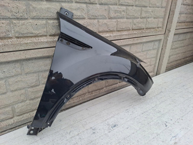 FORD KUGA MK1 1 I 08-13 BŁOTNIK PRZEDNI PRAWY - (16847096815)