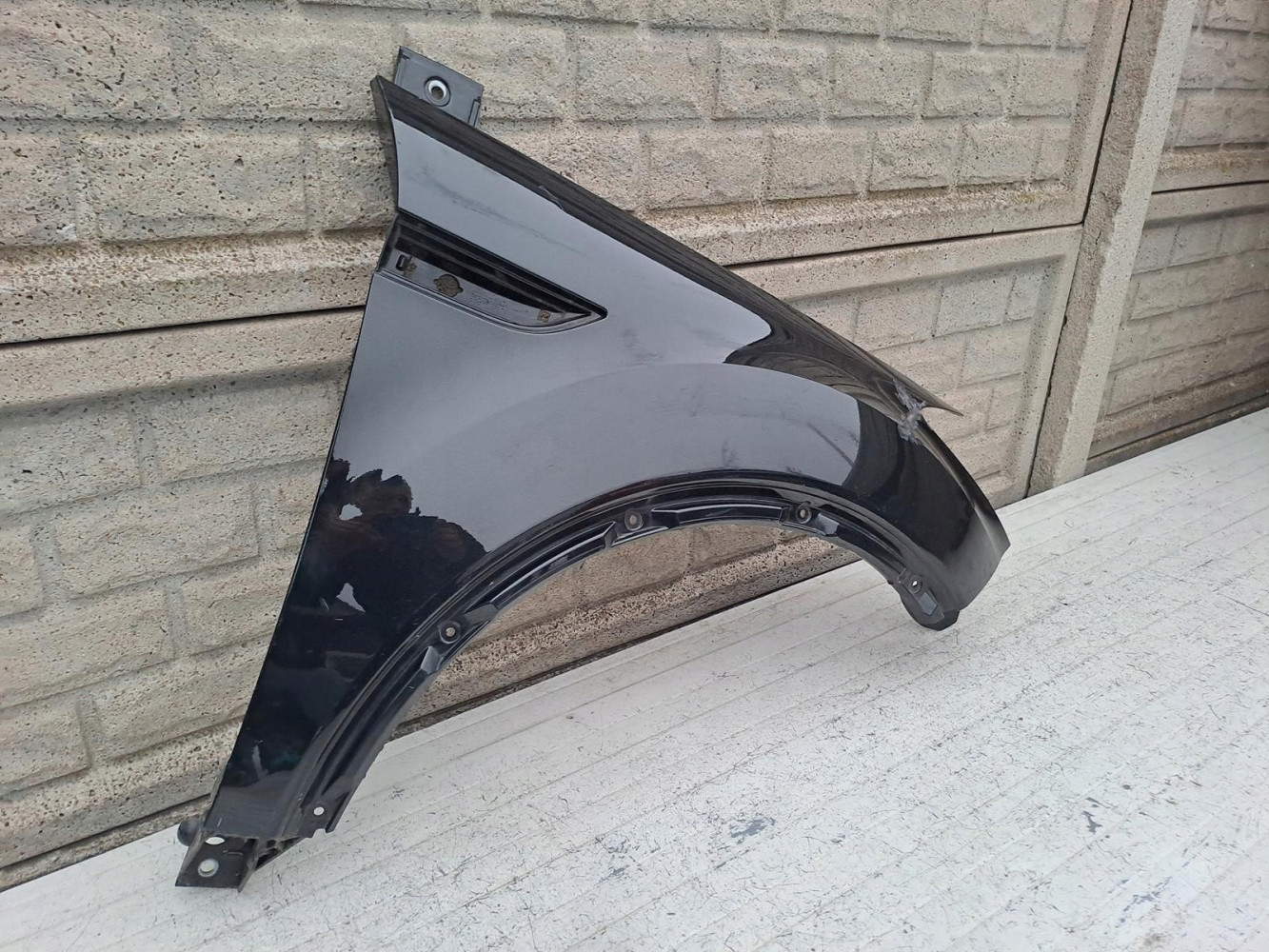 FORD KUGA MK1 1 I 08-13 BŁOTNIK PRZEDNI PRAWY - (16847096815)