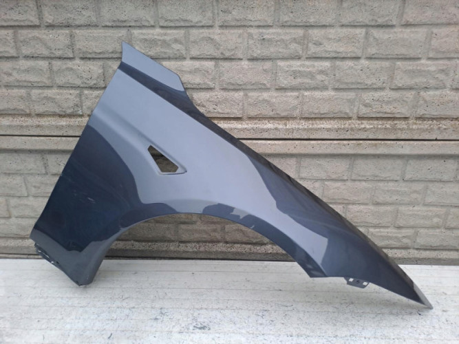 TESLA MODEL S PLAID BŁOTNIK PRAWY PRZEDNI - (16847206885)