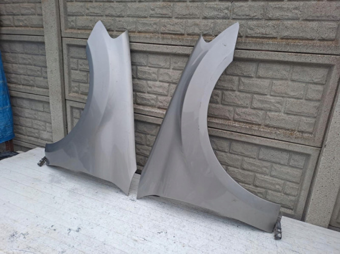 MERCEDES ML 164 W164 BŁOTNIK PRAWY LEWY PRZÓD - (16847510976)