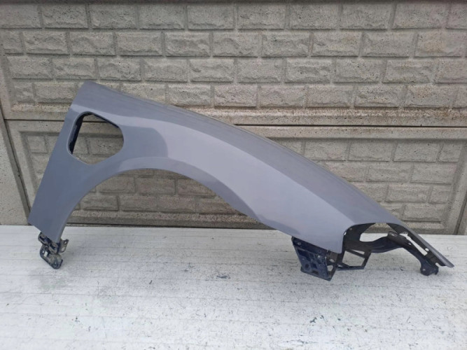 BŁOTNIK PRAWY PRZEDNI PORSCHE TAYCAN 9J1 - (16847613410)