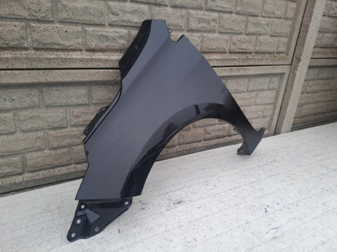 TOYOTA COROLLA E16 2012-2019 BŁOTNIK PRZEDNI LEWY - (16847621597)