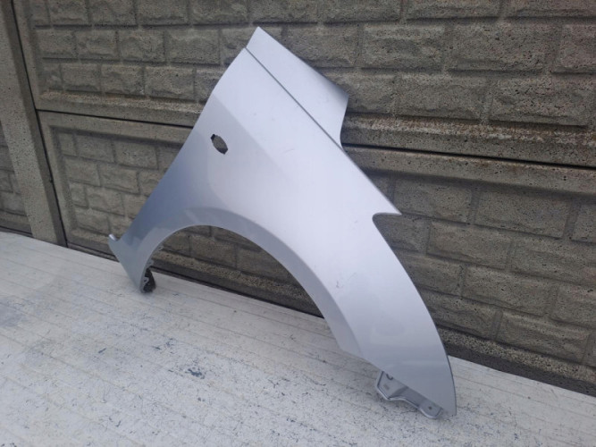 SUZUKI SWIFT Mk7 10-17 BŁOTNIK PRZEDNI PRAWY - (16847675444)