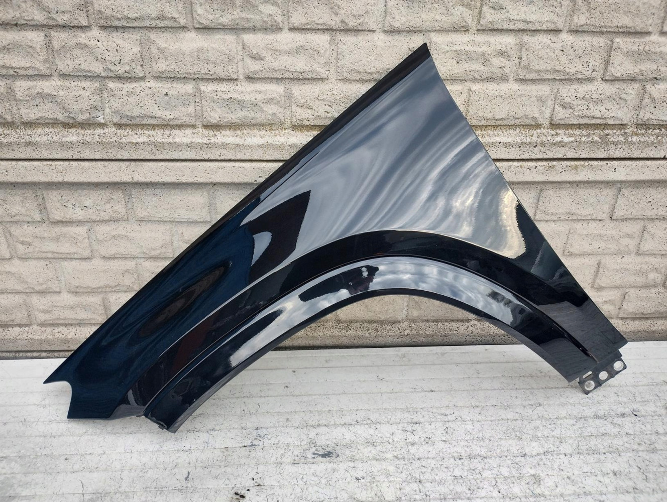 MERCEDES GLS II X167 167 BŁOTNIK PRZEDNI LEWY - (16859523695)