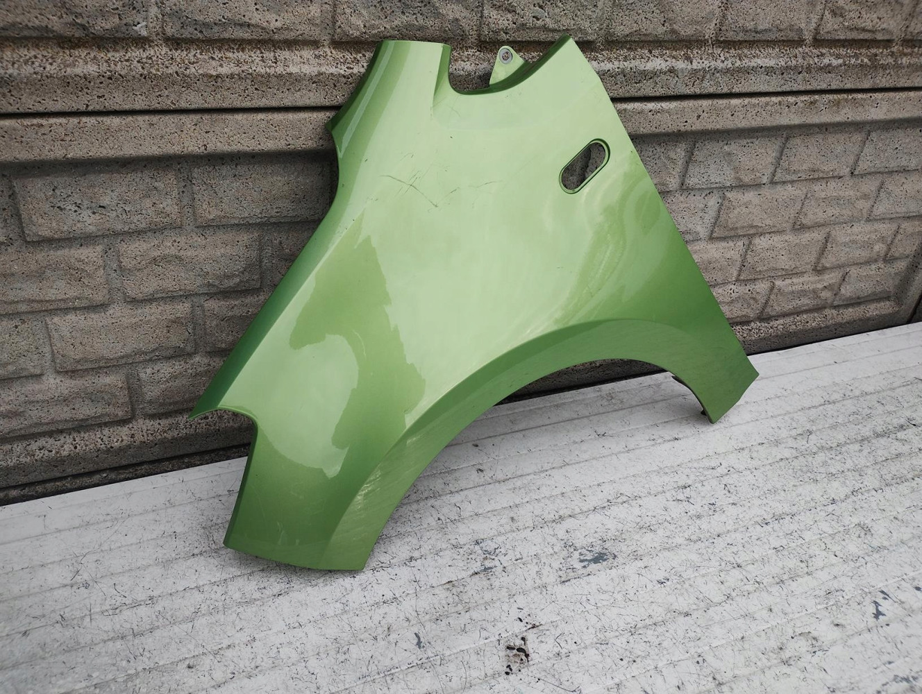 VW UP CITIGO SEAT MII 10-17 BŁOTNIK LEWY PRZEDNI - (16859738943)