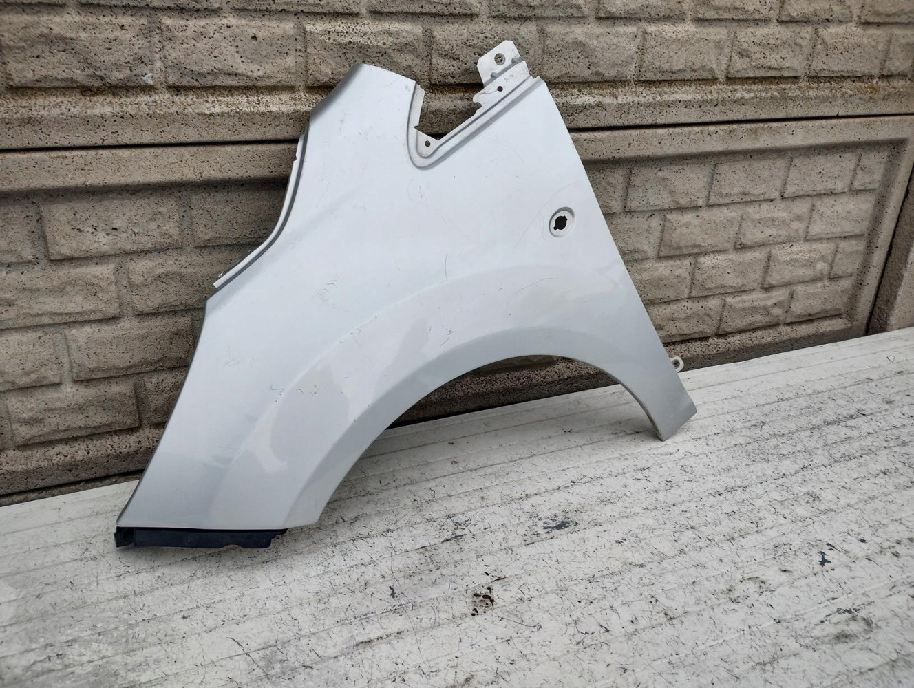 FORD KA 2008-2017 BŁOTNIK PRZEDNI LEWY - (16859874390)