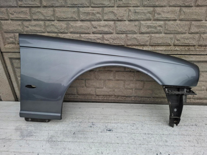 JAGUAR XJ VII 02-09 BŁOTNIK PRZEDNI PRAWY - (16875827160)