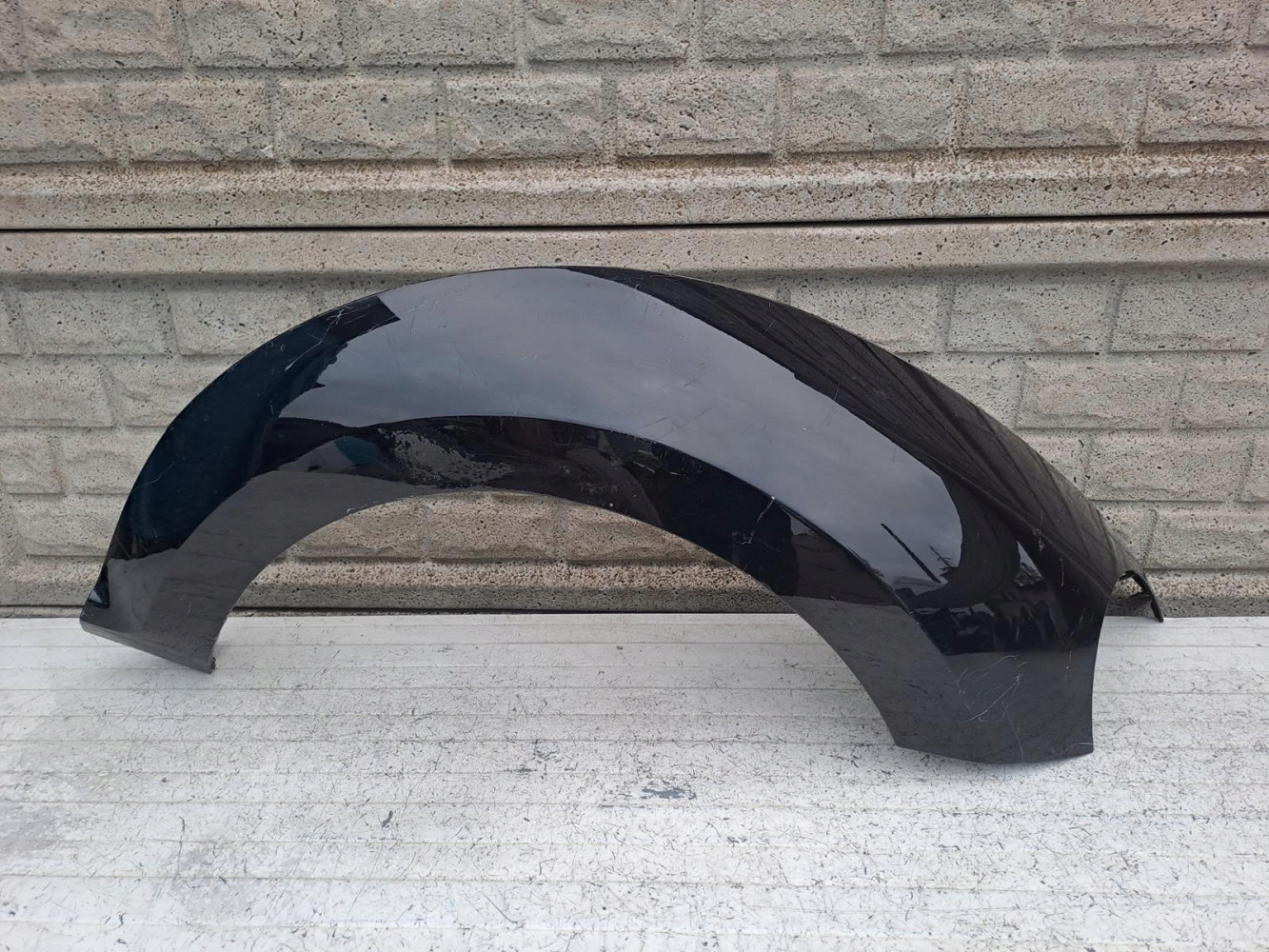VW NEW BEETLE 11-17 BŁOTNIK PRAWY PRZÓD - (16881161610)