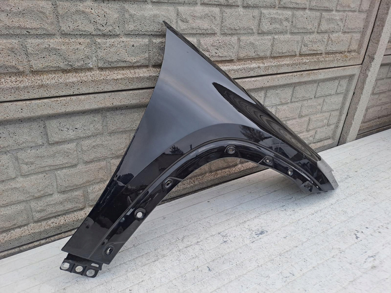 MERCEDES GLS II X167 167 BŁOTNIK PRAWY - (16881487781)