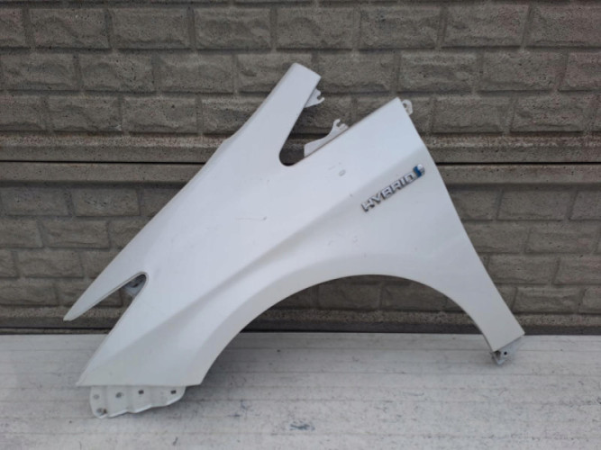 TOYOTA PRIUS 09-16 BŁOTNIK PRZEDNI LEWY - (16881612800)