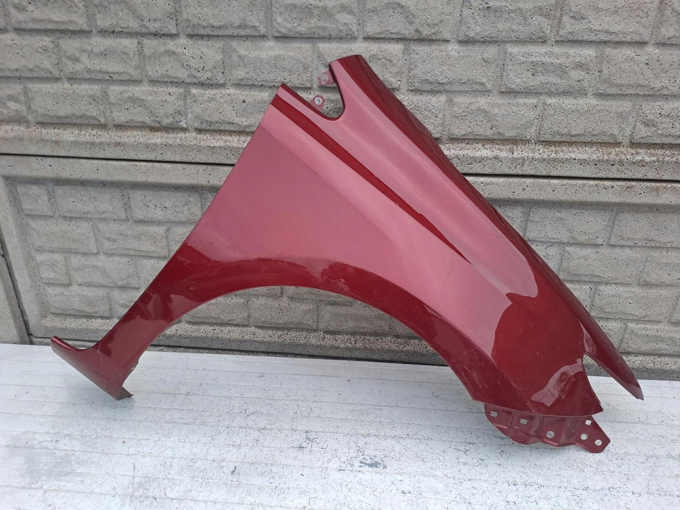TOYOTA AURIS 13-21 BŁOTNIK PRAWY PRZEDNI - (16881667987)