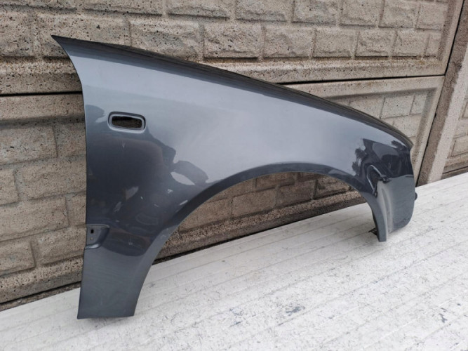 BŁOTNIK PRZEDNI PRAWY AUDI A4 B7 RS4 CABRIO - (16882894315)