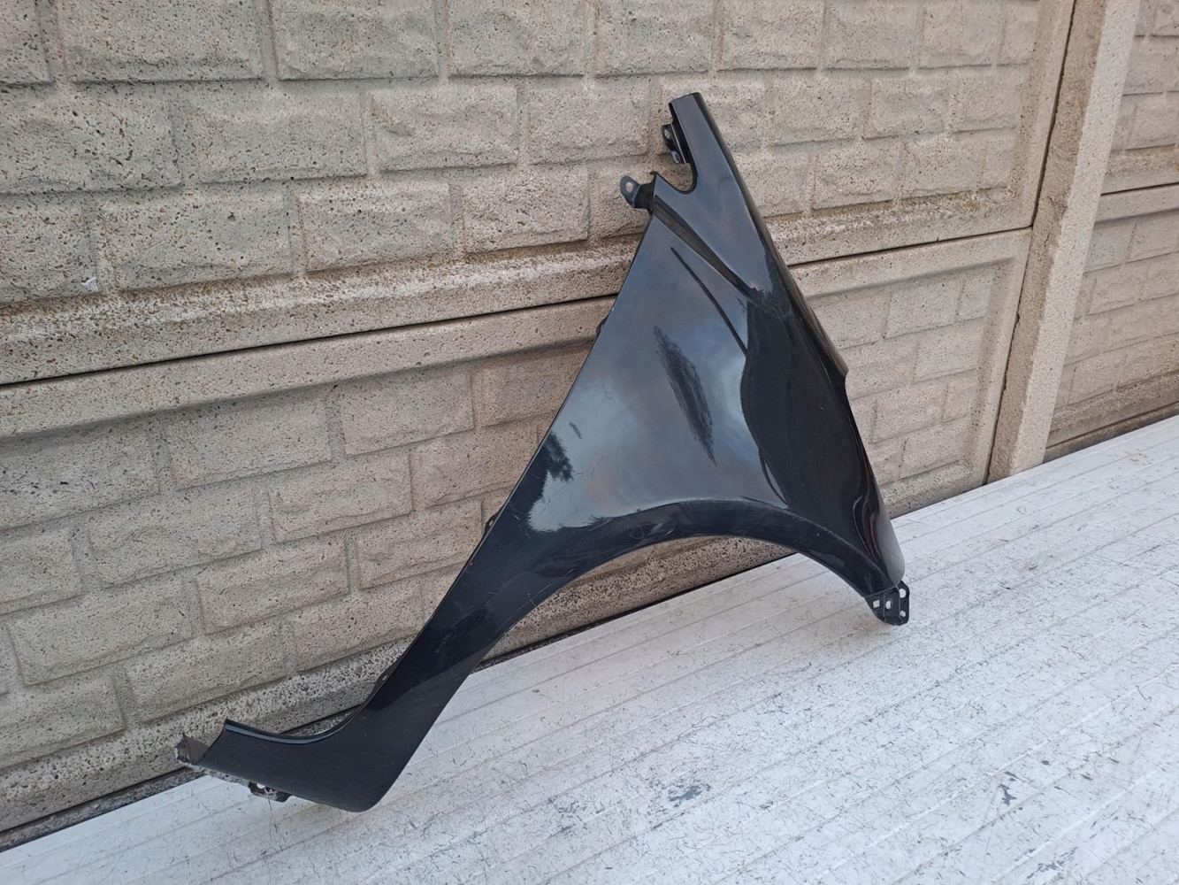 TOYOTA IQ 2008 - 2014 BŁOTNIK PRZEDNI PRAWY - (16900140108)