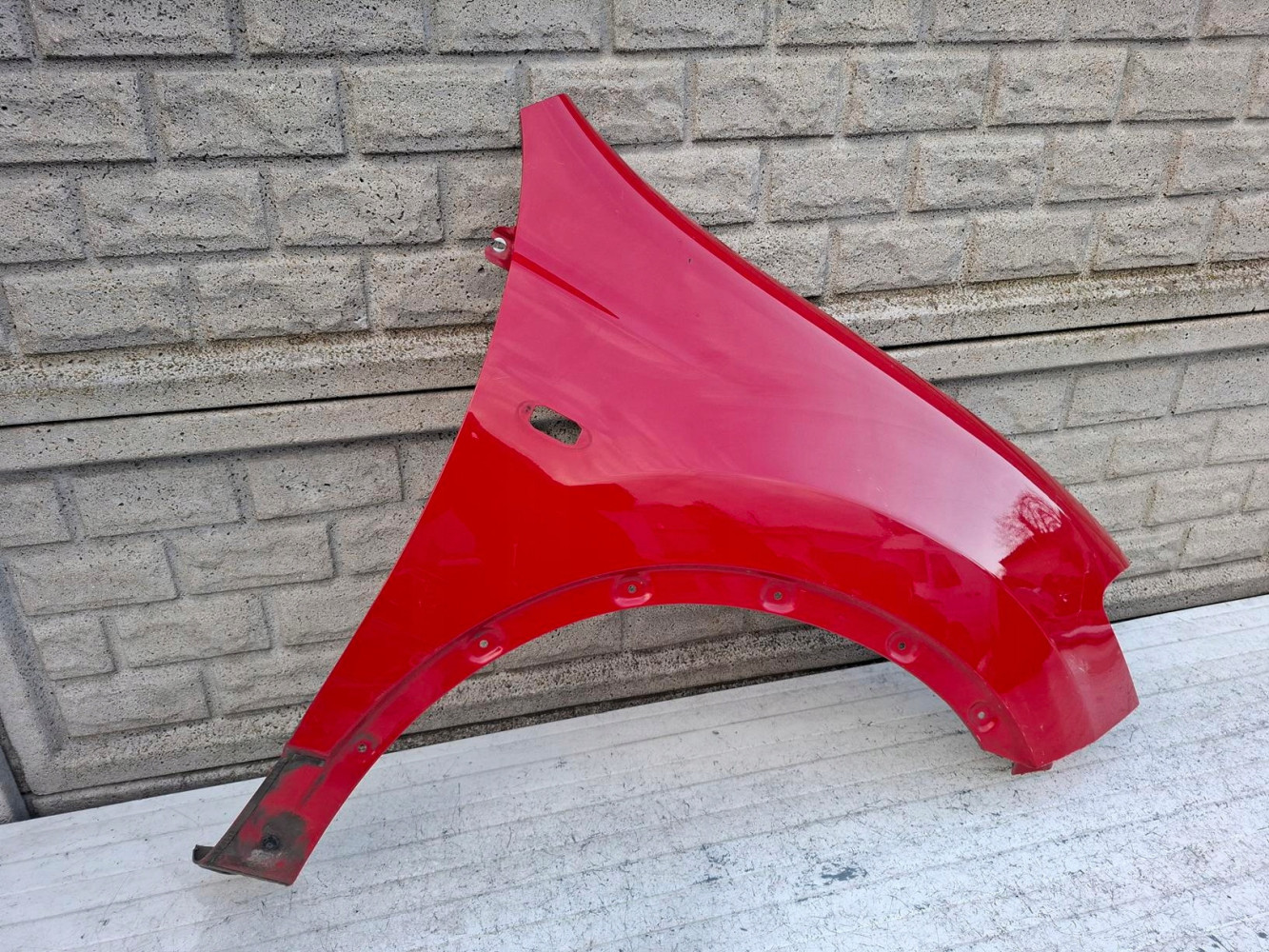 NISSAN QASHQAI 10-13 LIFT BŁOTNIK PRAWY PRZÓD - (16925529510)