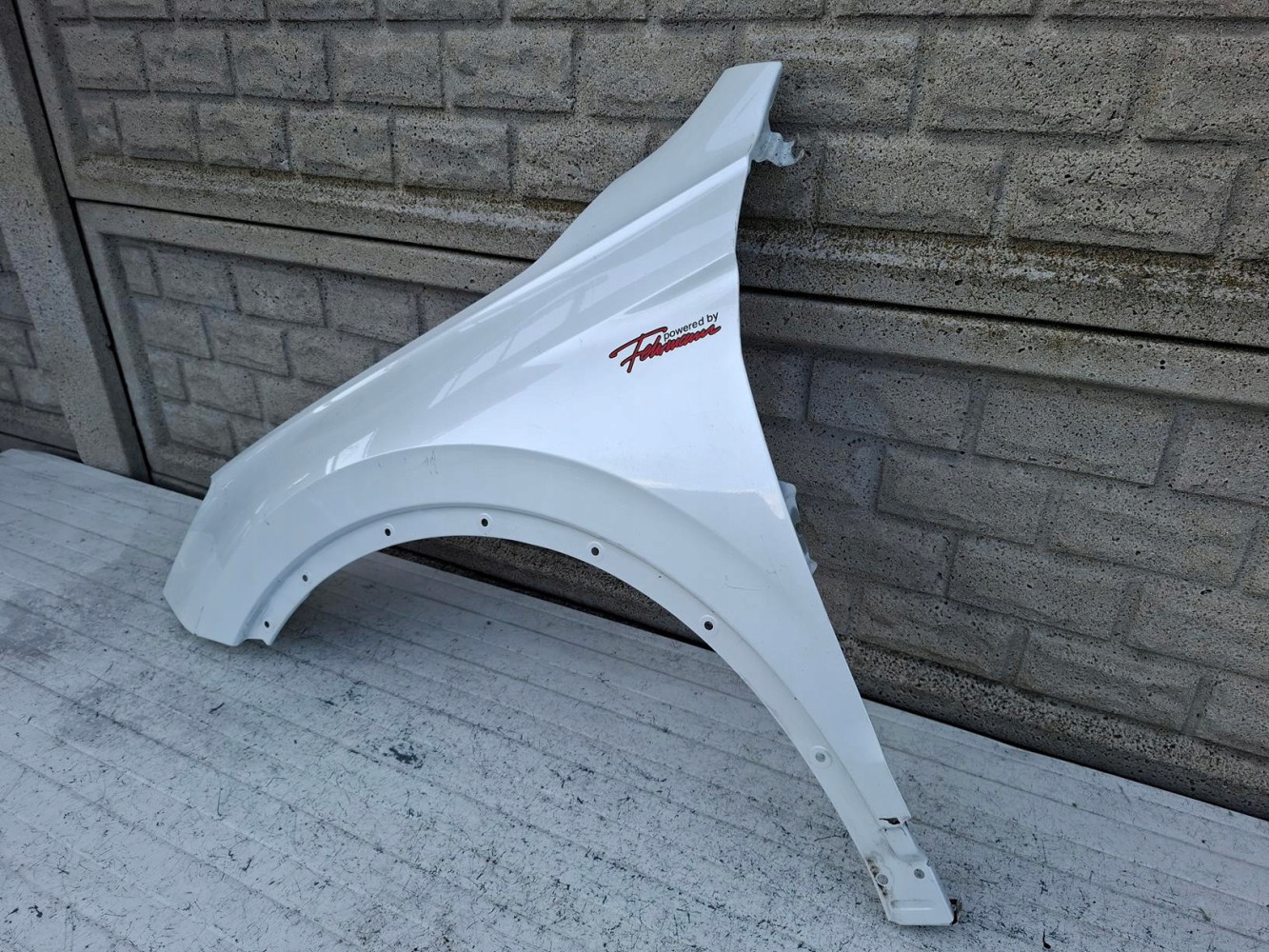 SEAT TARRACO 18-24 BŁOTNIK PRZEDNI LEWY - (16925671133)