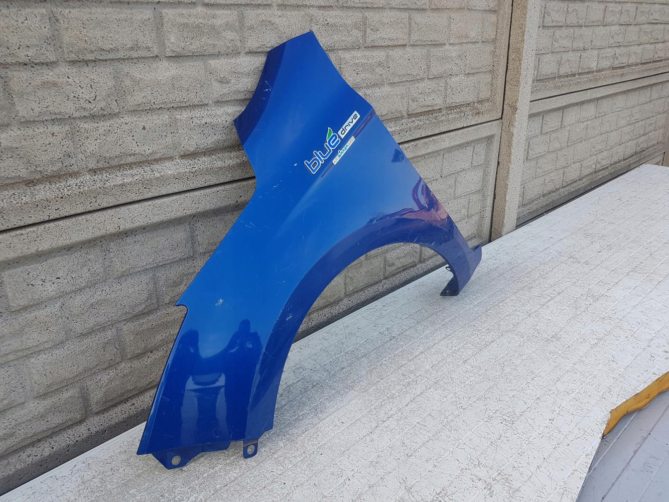 HYUNDAI I20 LIFT 12- KIERUNEK BŁOTNIK PRZEDNI LEWY - (12155285175)