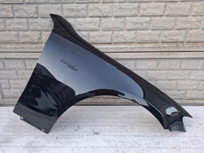 MERCEDES E-KLASA COUPE W238 BŁOTNIK PRZEDNI PRAWY - (16925808848)