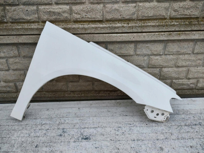 VW SCIROCCO BŁOTNIK PRZEDNI PRAWY - (16933016859)