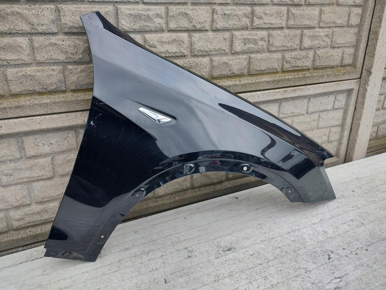 BŁOTNIK PRZEDNI PRAWY BMW X3 X4 F25 F26 2010-17 - (16968243088)