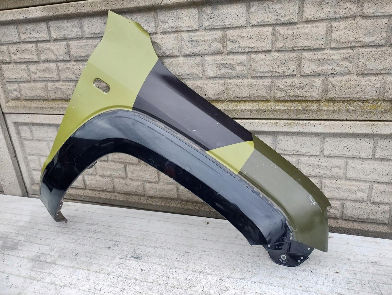 VW AMAROK 2H0 2016-2022 LIFT BŁOTNIK PRAWY PRZEDNI - (16968265543)