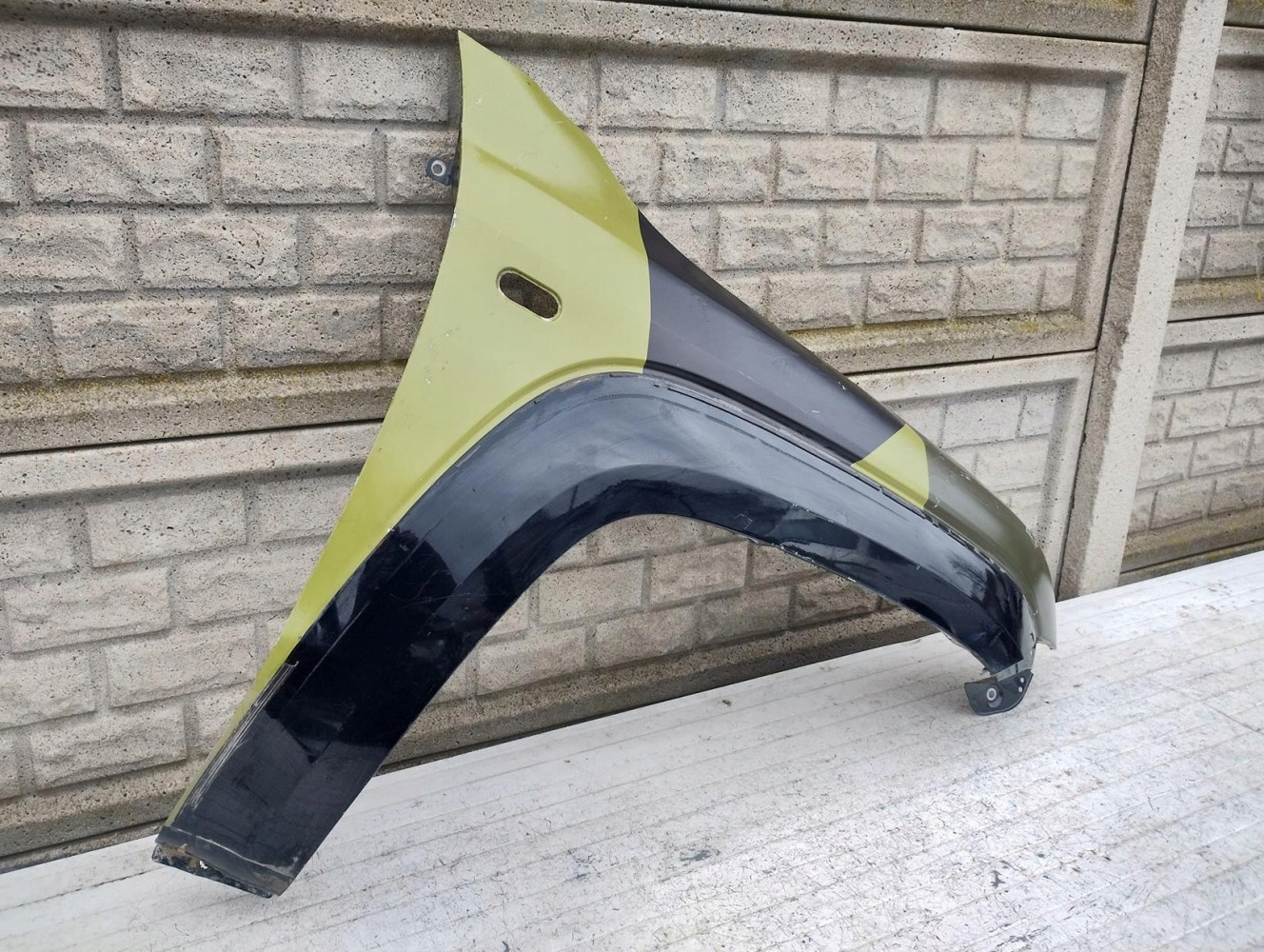 VW AMAROK 2H0 2016-2022 LIFT BŁOTNIK PRAWY PRZEDNI - (16968265543)