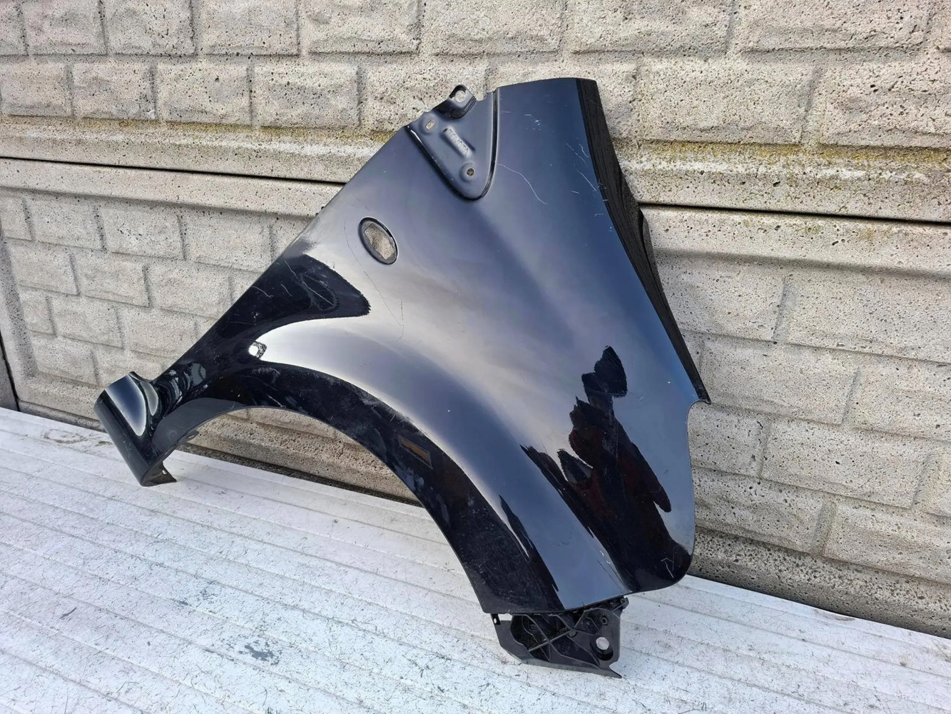 BŁOTNIK PRZEDNI PRAWY TOYOTA AYGO 1 I 05-12 - (16973248806)