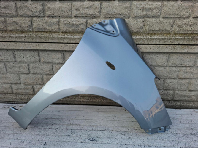 TOYOTA YARIS 2 II 05-12 BŁOTNIK PRAWY PRZÓD - (16973277002)